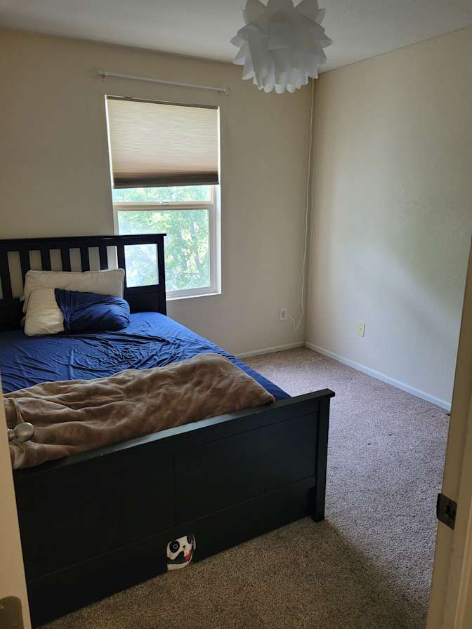 Darren's room