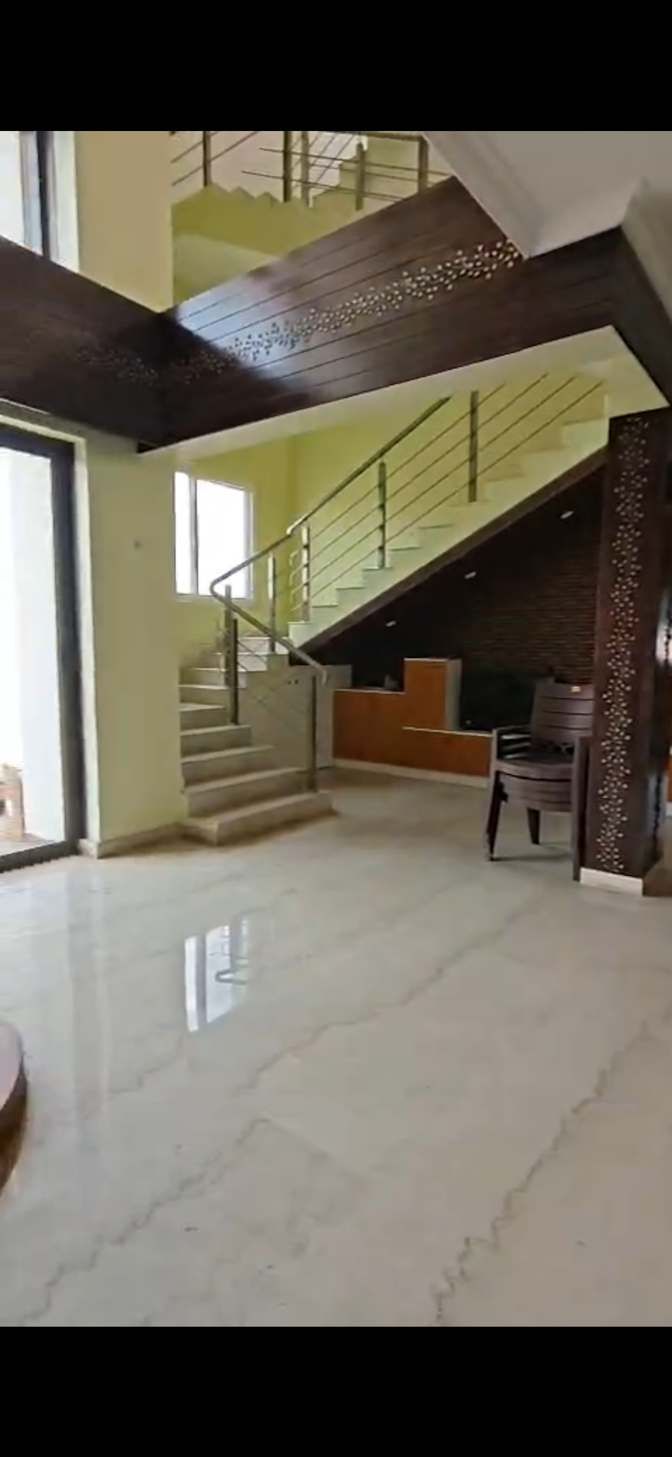 Himanshi's room