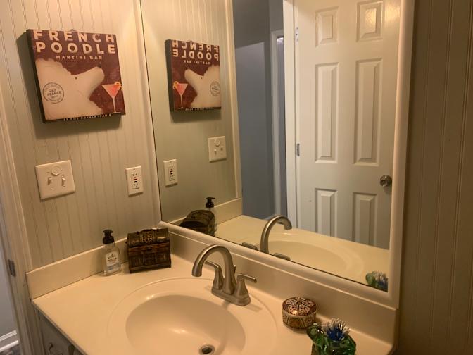Valoree's room