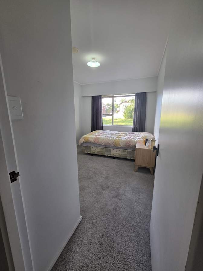 Srishti's room