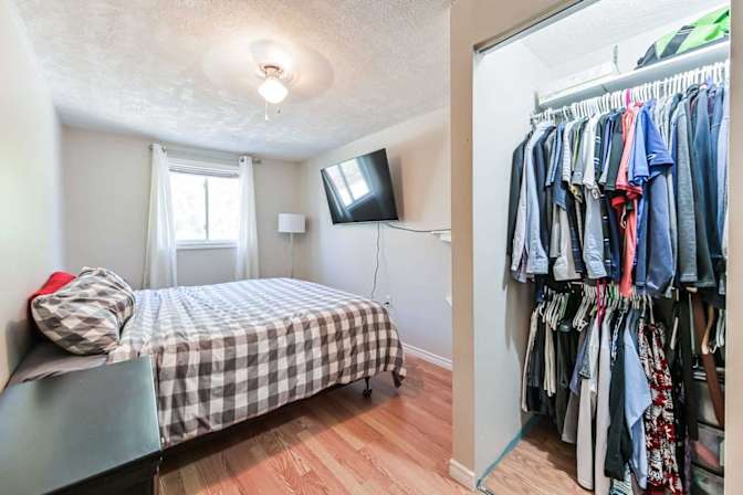CATHERINE ZHANG's room