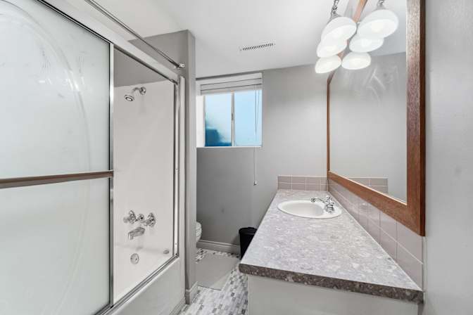 Elham's room