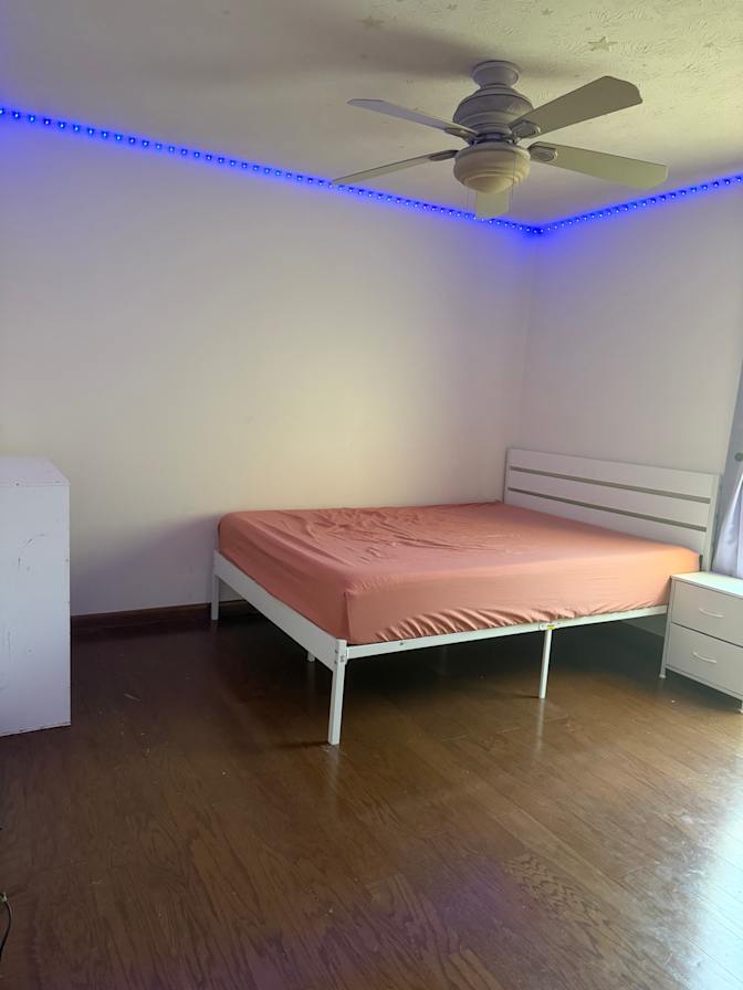 Inisah's room