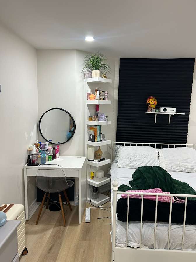 Helen's room