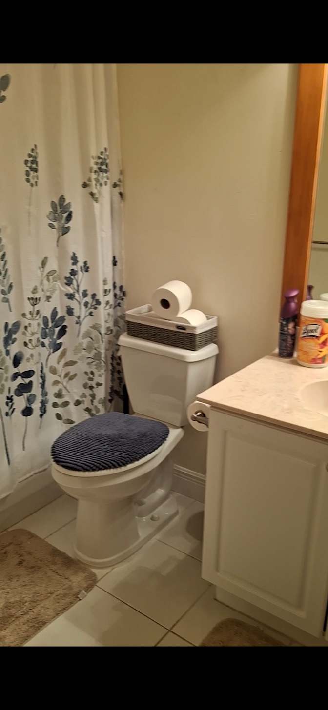 Latoya's room