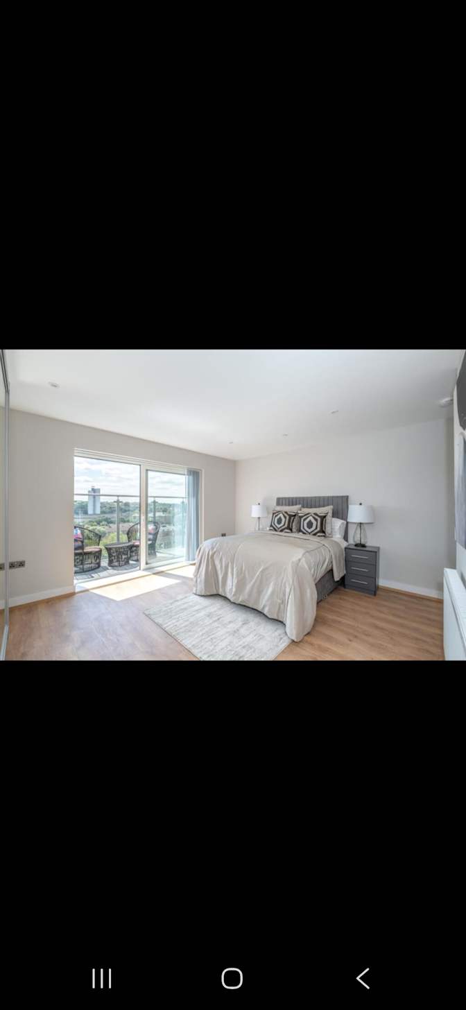 Adedayo's room
