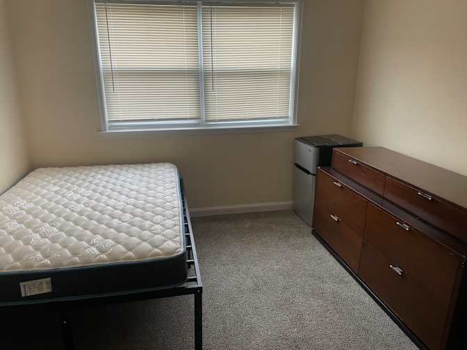 Hawkins and Coles Provisions Property Management's room