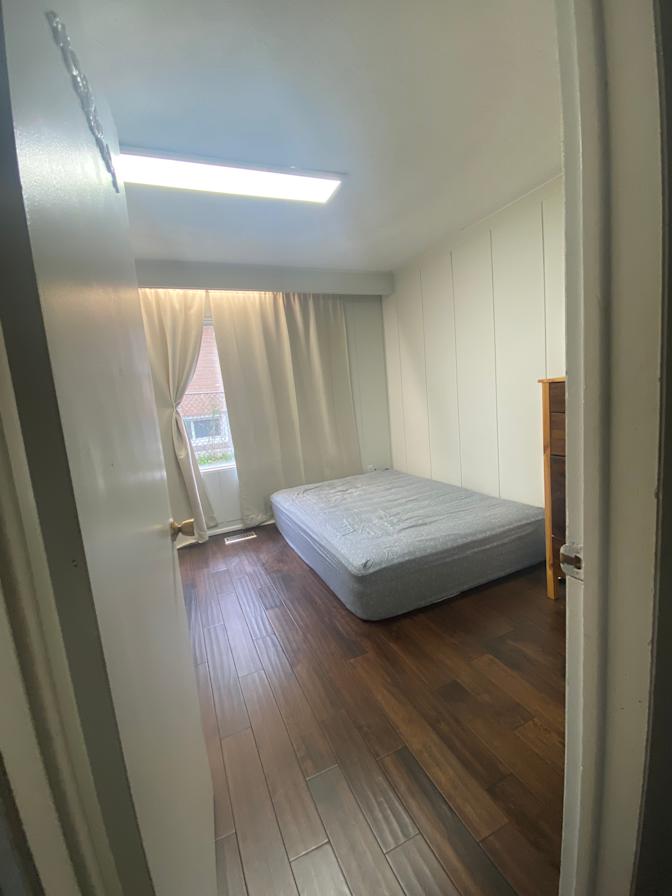 Jisu Lee's room