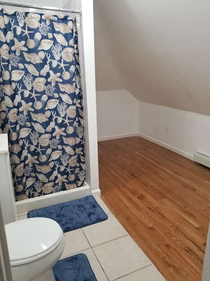 D's room
