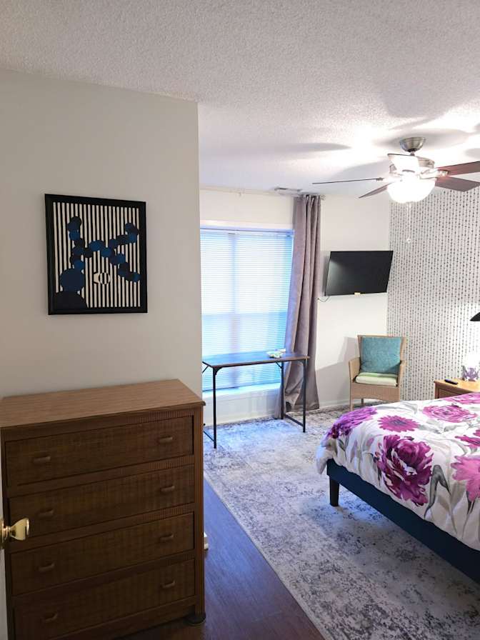 Greg's room
