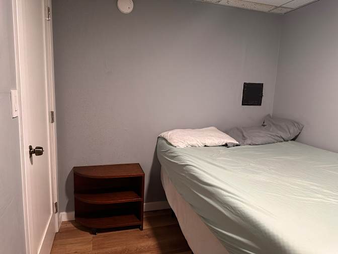 Tam's room