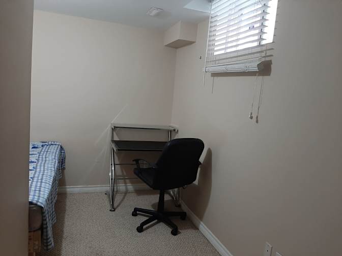 bill's room