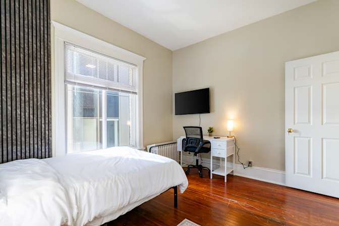 Mary Sky's room