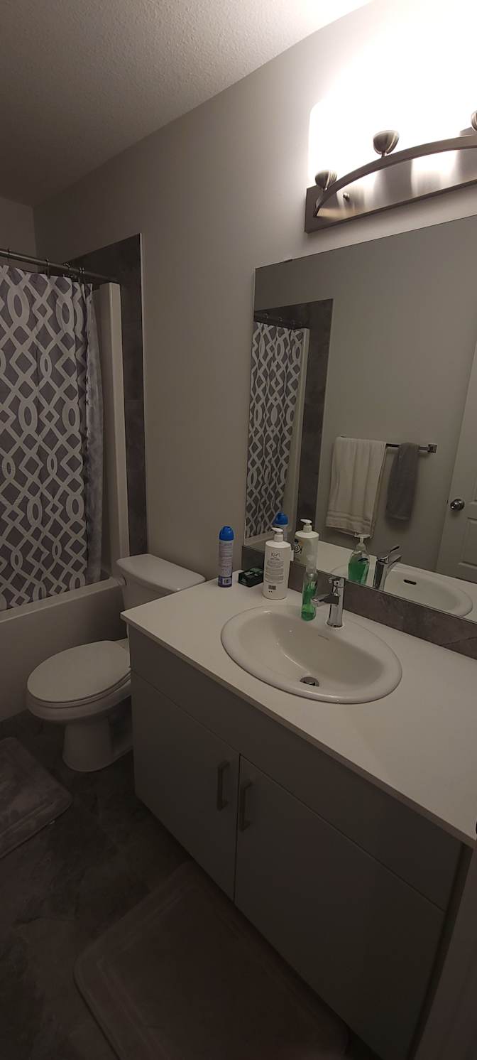 Tobi Jayesimi's room