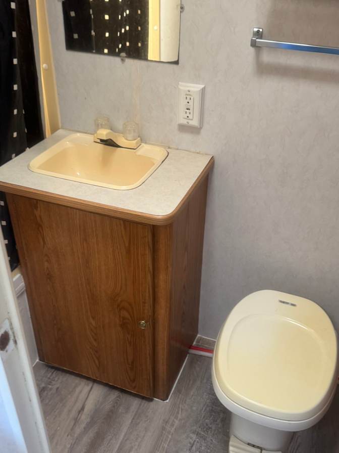 Michael L Sledge's room