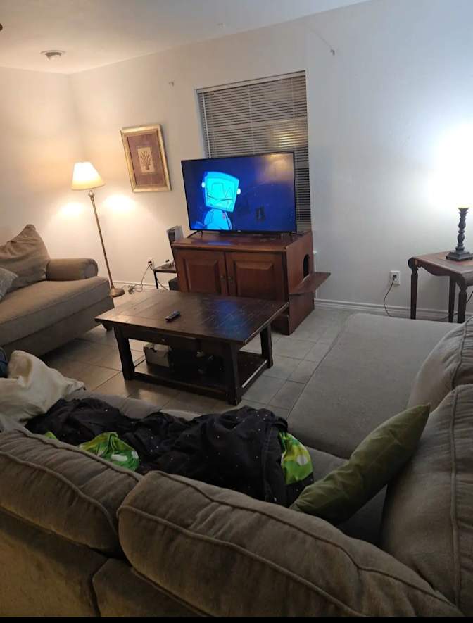 jarren's room