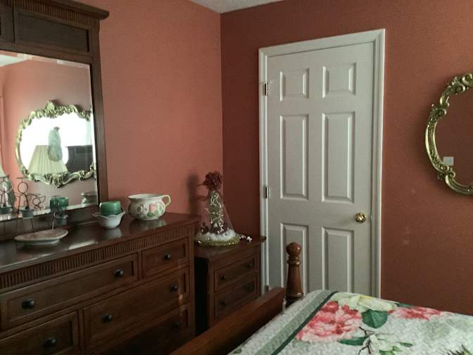 Lucia's room