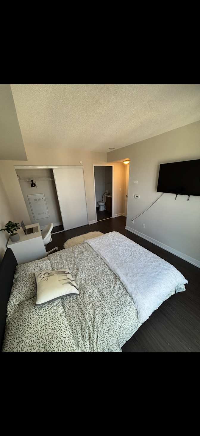 Innova's room