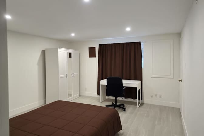 Amir's room