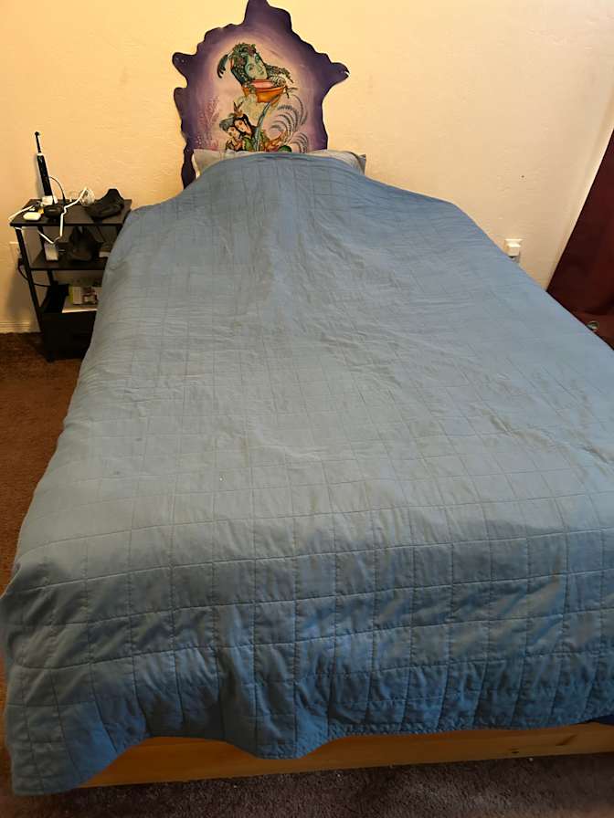 kiyoumarceFaridian's room