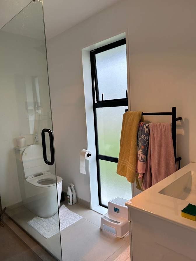 Hephzibah's room