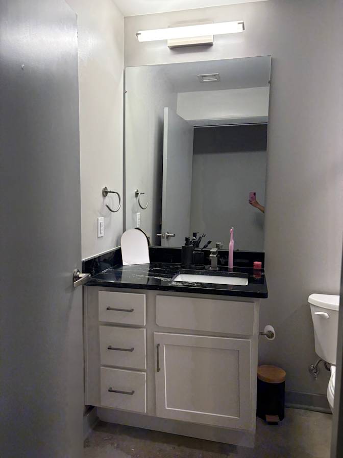 Viviana's room