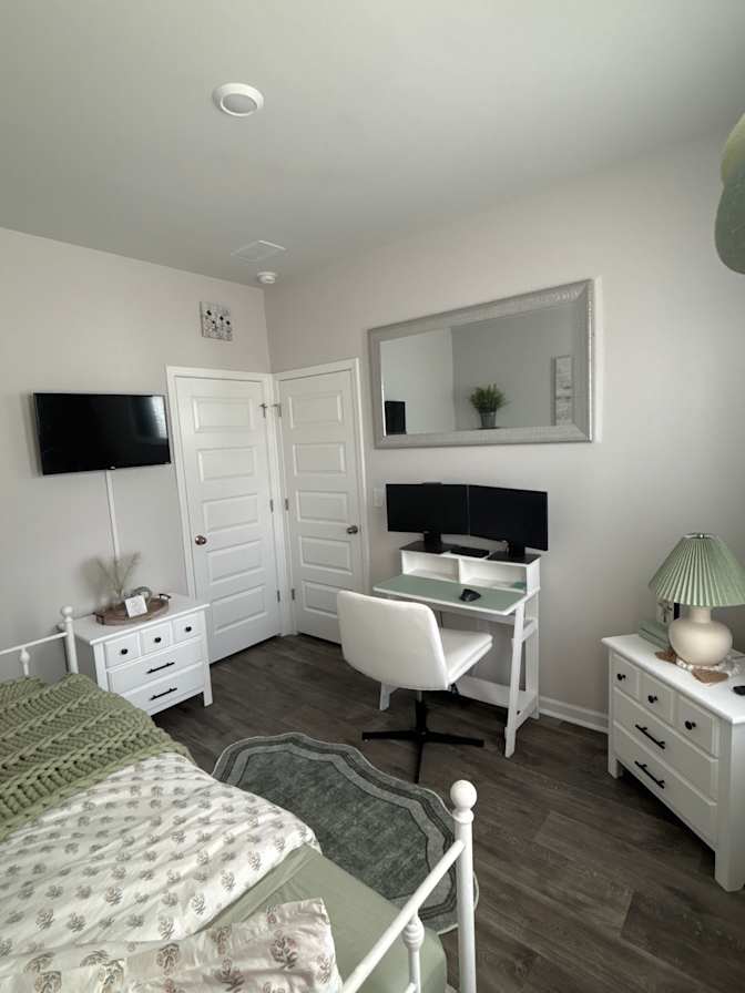 Savana's room