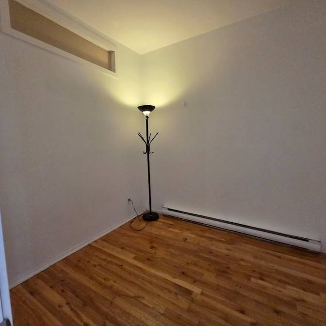 Mya Mackenzie's room