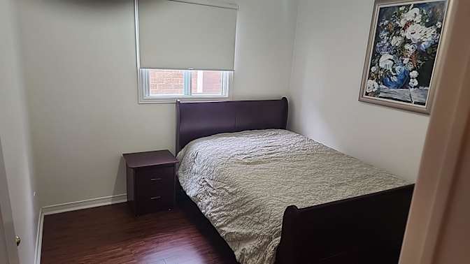 Arash's room