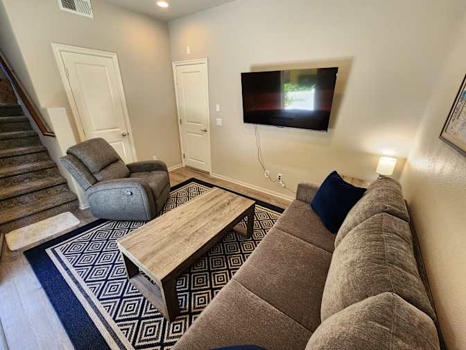 JAY's room