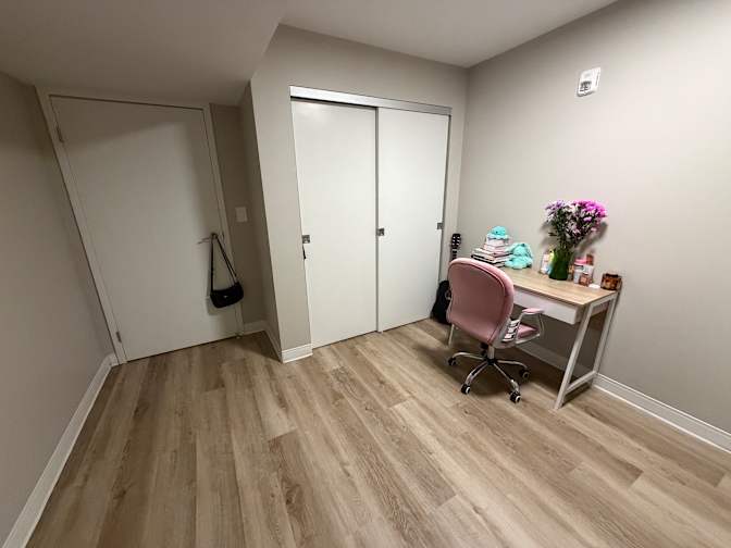 Ayda's room