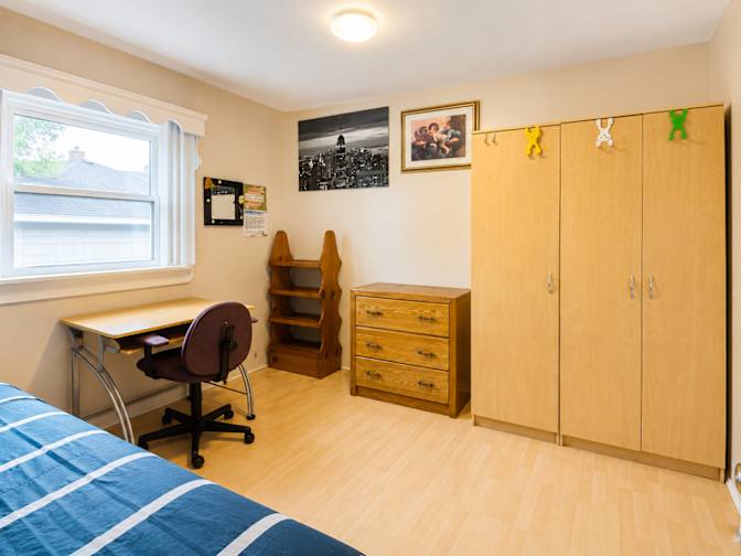 Palmy's room