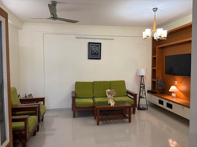 Sakshi's room