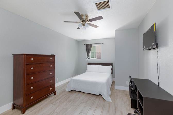 PadSplit's room
