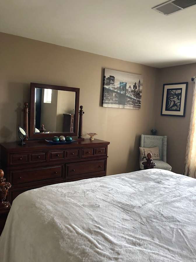 Robin's room