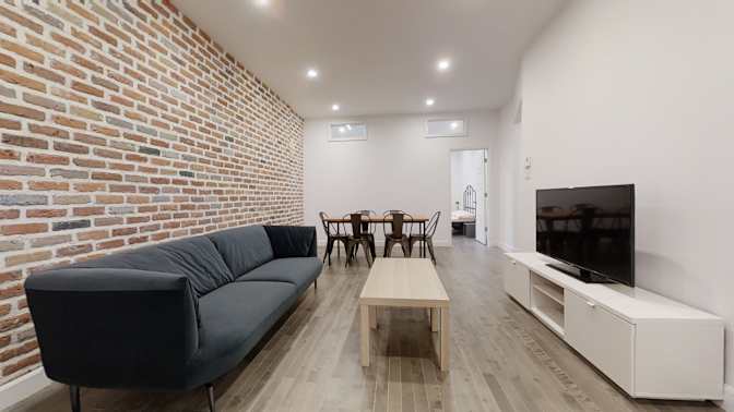 Tom Landrey's room