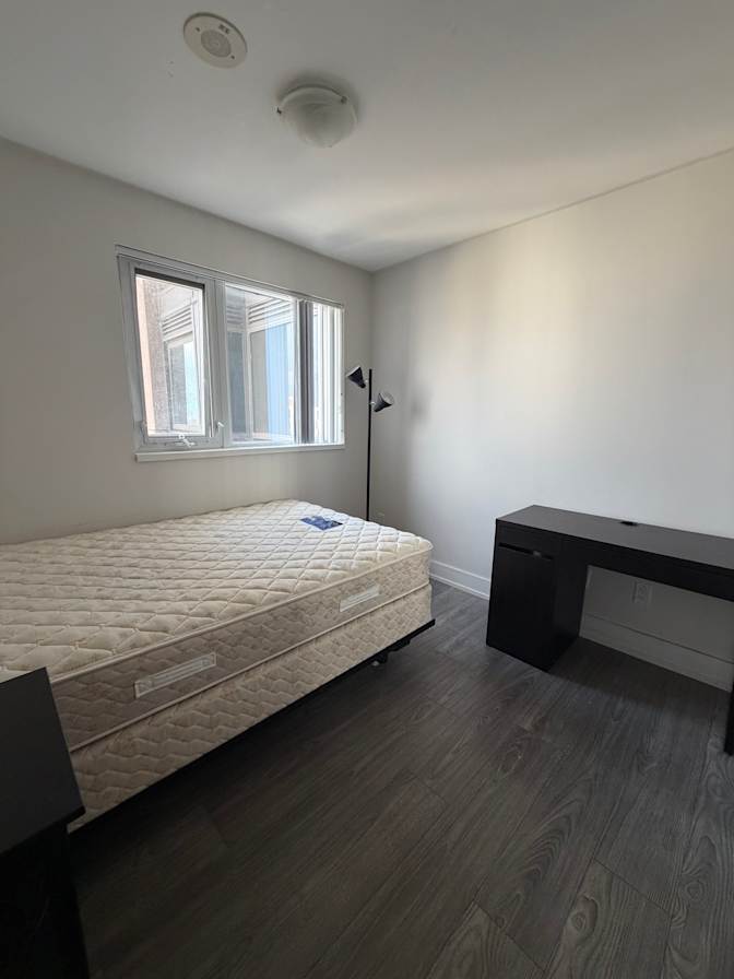 Nav's room