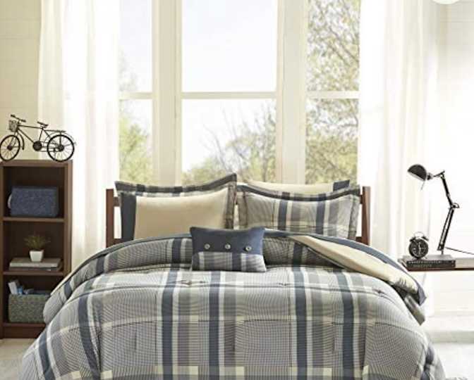 Tony's room