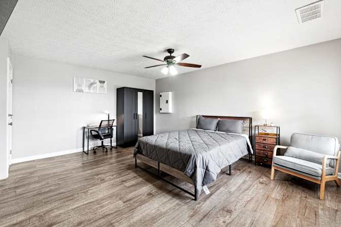 PadSplit's room