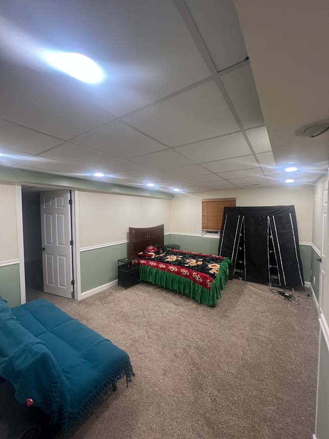 AFROZ AHMED's room