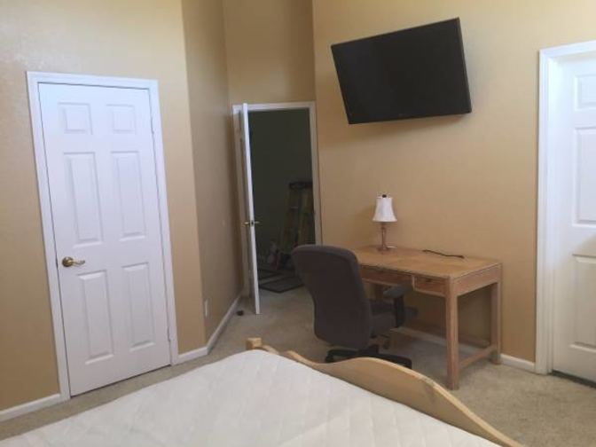Donna's room
