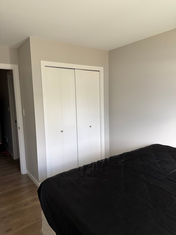 Varun's room