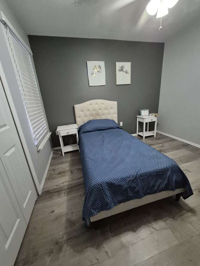 Carolina's room