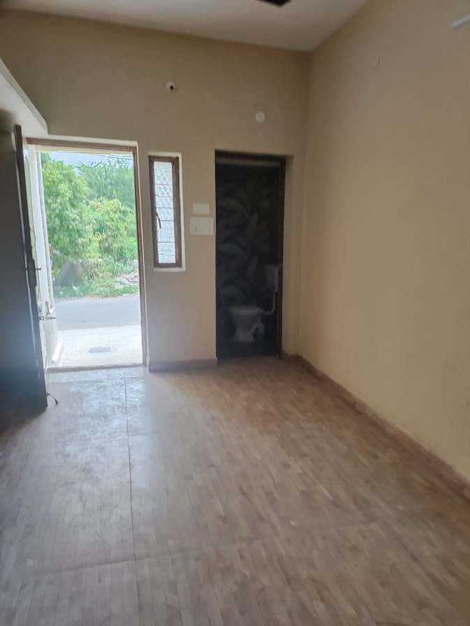 Nishok's room