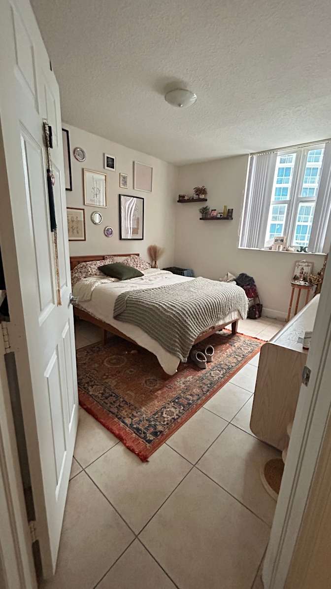 Joycelyne's room