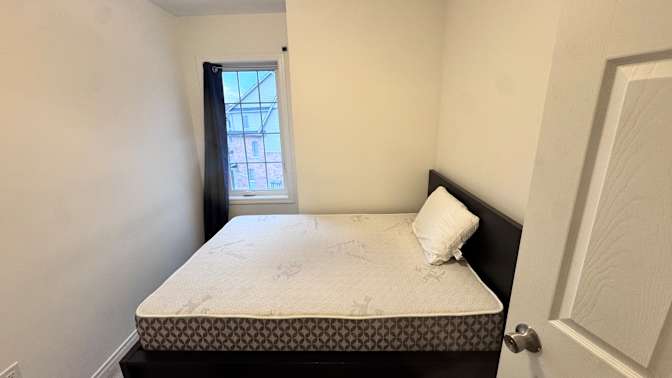 tray's room