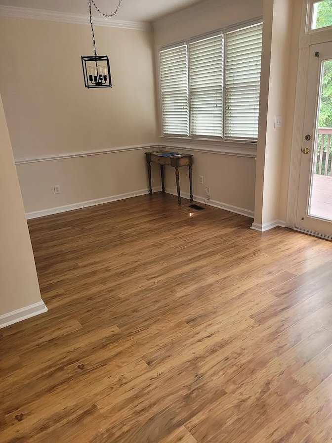 Alcove Rooms's room