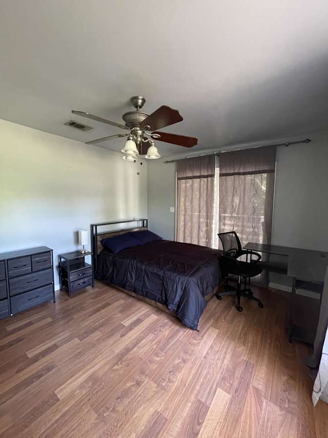 PadSplit's room