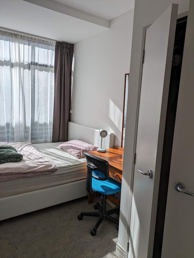 Tanka's room