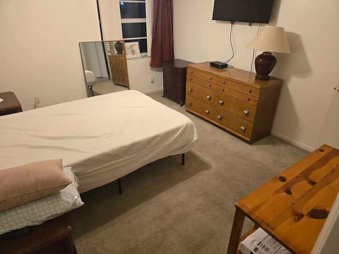 David M's room